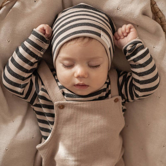 Omslagmuts gestreept